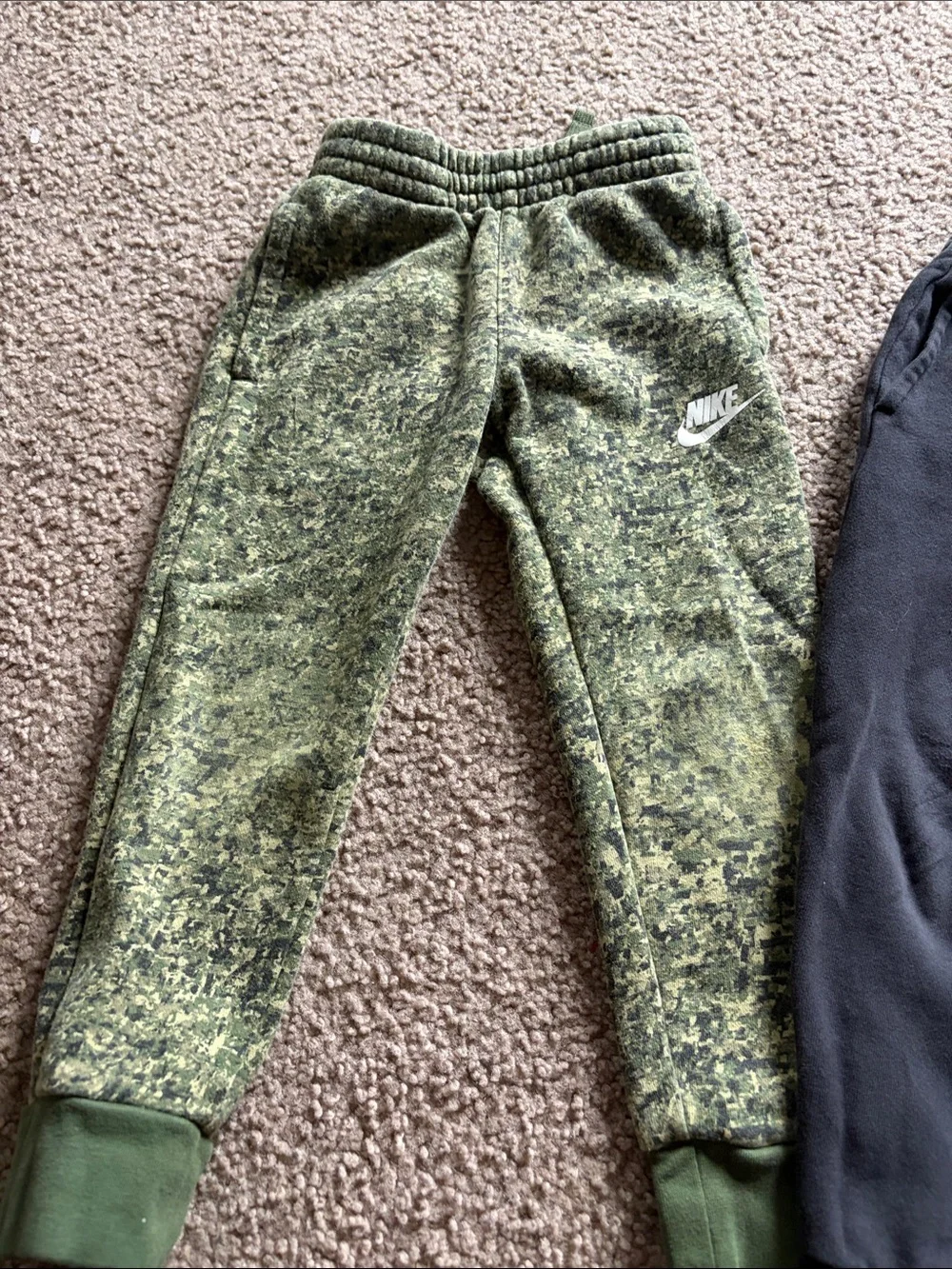 B21 Lot of 2 5t Nike/Adidas Jogger Sweatpants, PLAY